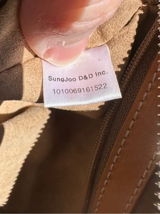 MCM Pink & White Logo-Print Shoulder Bag with Pink Accents with COA - Picture 12 of 17